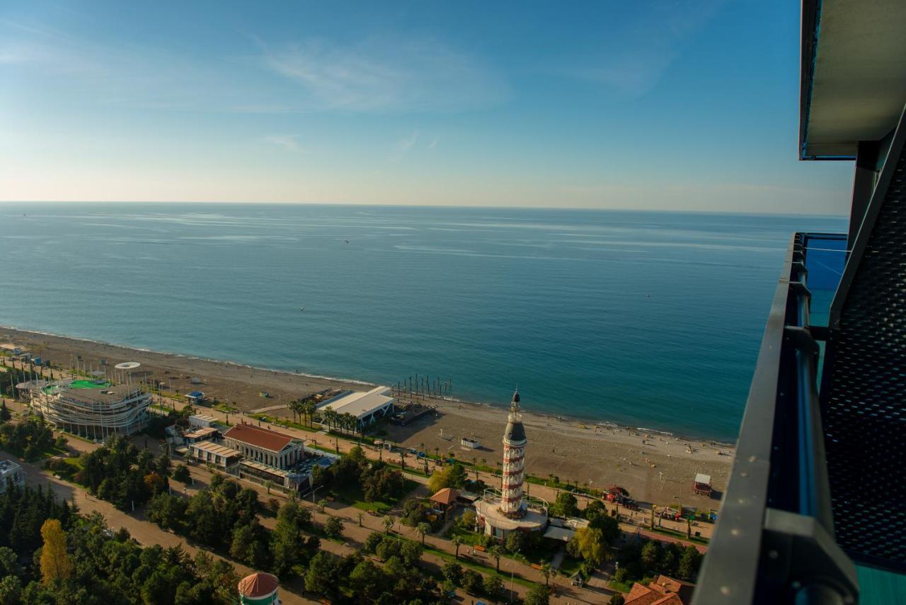 Aparthotel In City Batumi Exterior photo